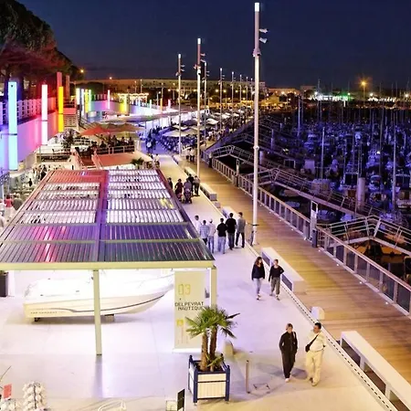 Escapade Marine : T2 Classe 3 ***, Et Port A Pied.